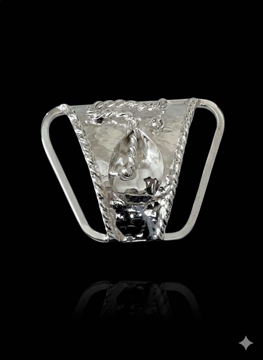 Small scarf ring, silver plated with lilly flower.