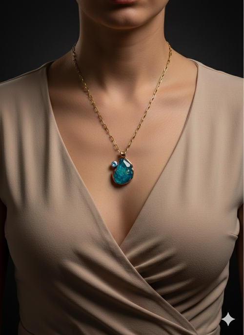 Copper pendant with blue agate and faceted glass